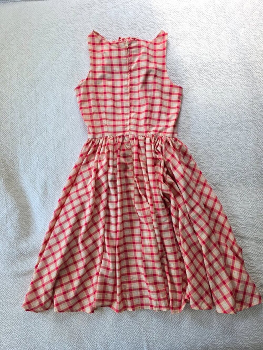 Unique Vintage Raspberry Plaid Fit & Flare Dress – Size M – New W/ Tags - Picture 2 of 4